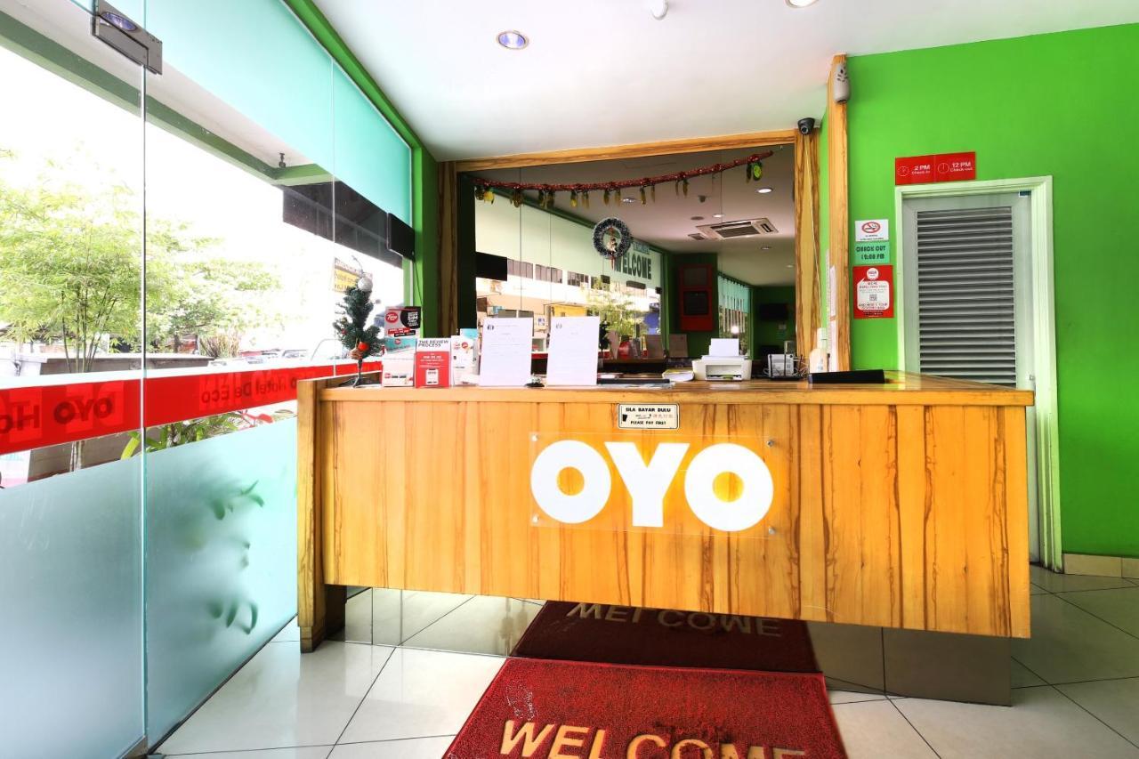 Super Oyo 496 Hotel De Eco Inn Klang Exterior foto
